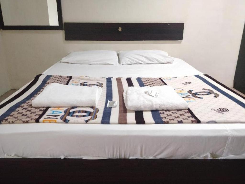 Spot On 89907 Motel Impian Seri Manjung Eksteriør billede