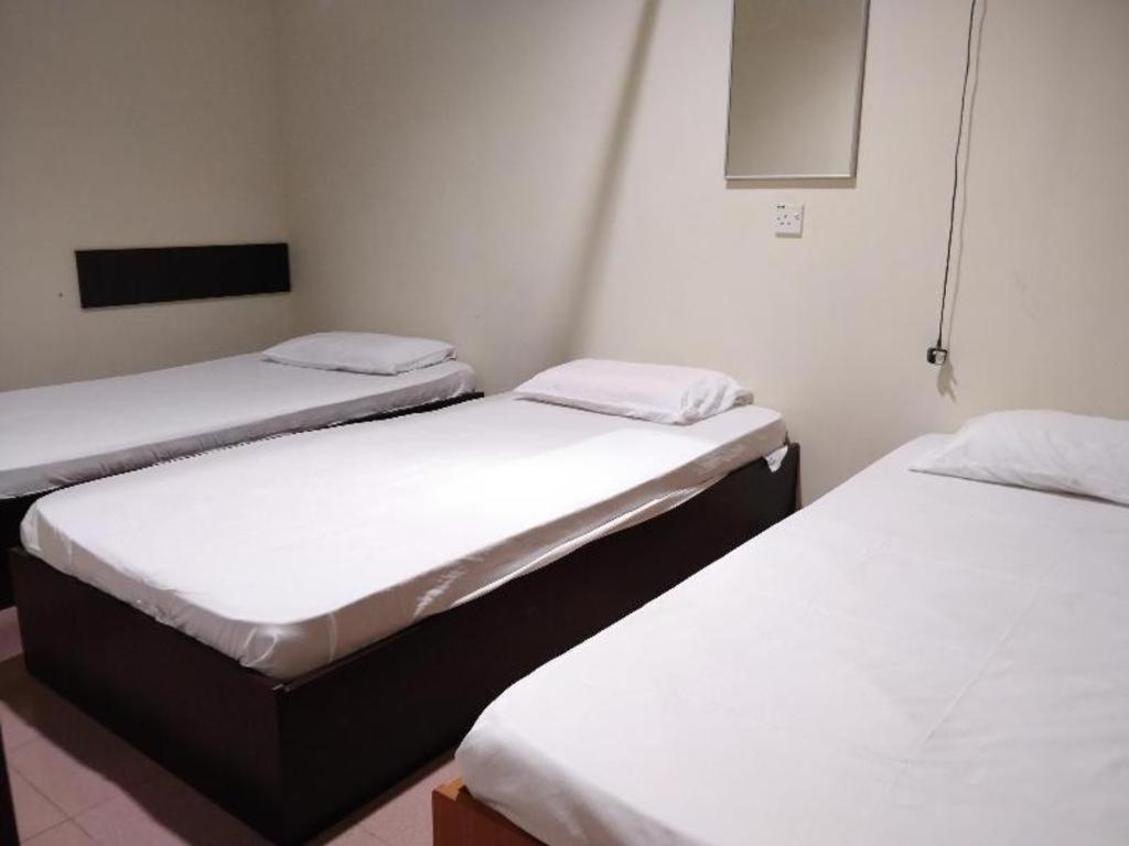 Spot On 89907 Motel Impian Seri Manjung Eksteriør billede