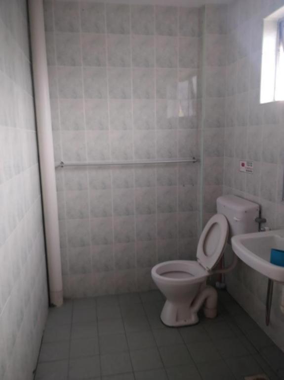 Spot On 89907 Motel Impian Seri Manjung Eksteriør billede
