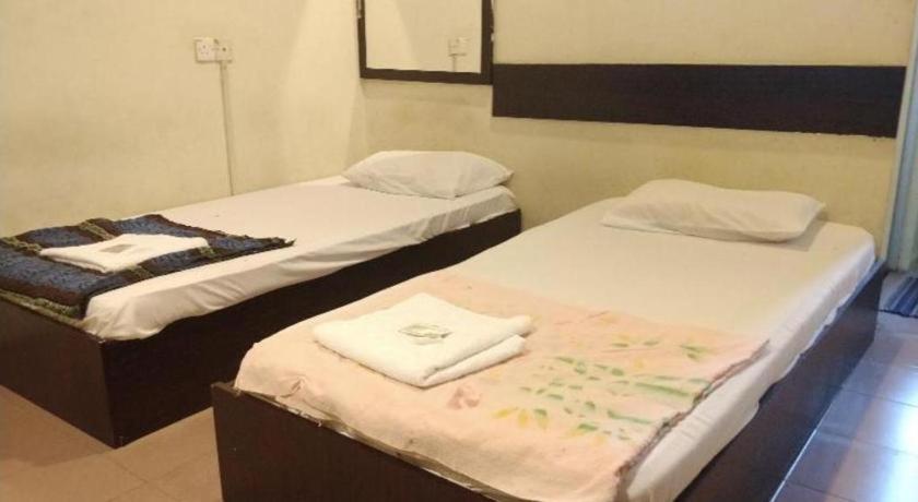 Spot On 89907 Motel Impian Seri Manjung Eksteriør billede