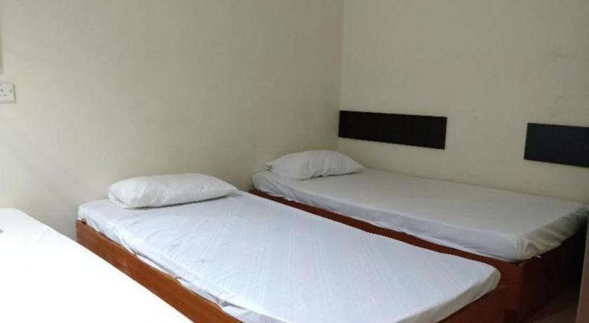 Spot On 89907 Motel Impian Seri Manjung Eksteriør billede