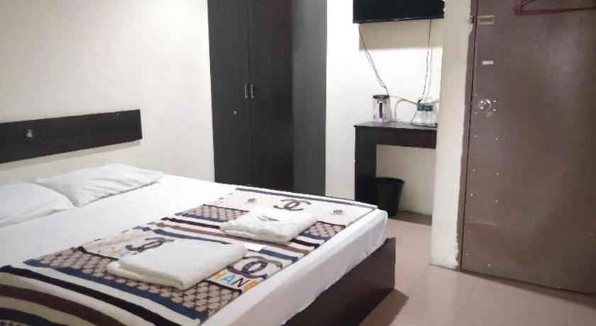 Spot On 89907 Motel Impian Seri Manjung Eksteriør billede